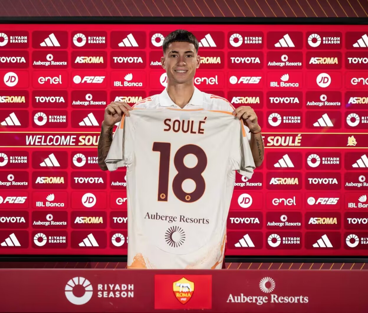 蘇萊:我們對(duì)比賽缺乏更好的理解 對(duì)手進(jìn)球后我們常常退縮放棄