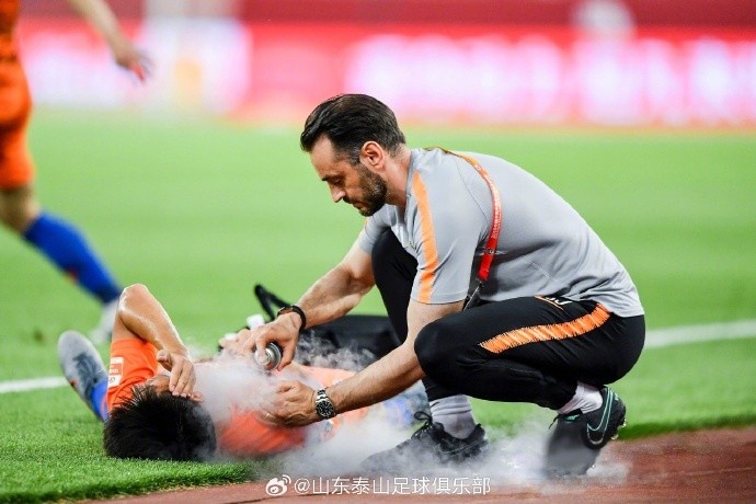 徐江:泰山隊(duì)醫(yī)桑德羅加盟浙江