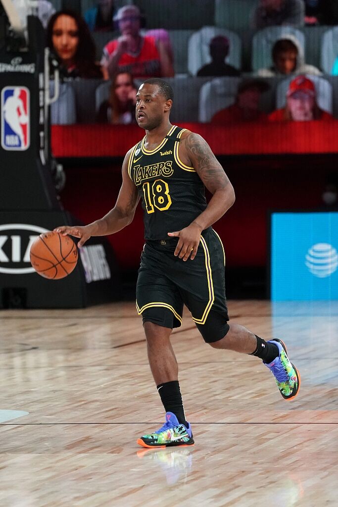 維特斯:20年的湖人是完美的球隊 我們可大可小 能匹配一切對位