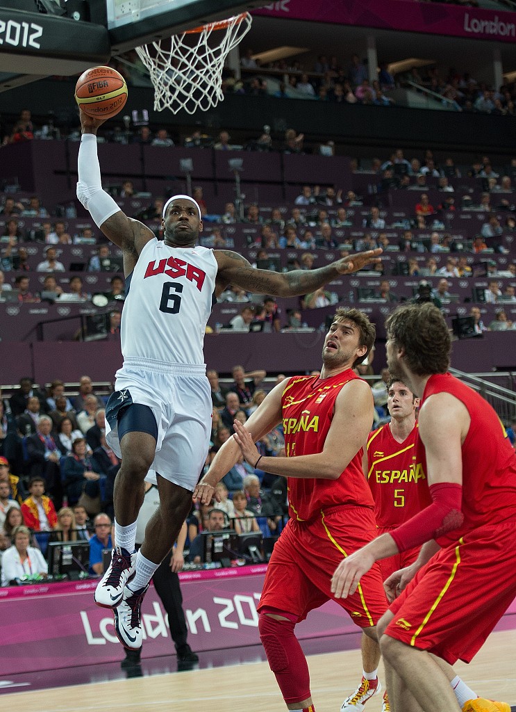 夢(mèng)八救贖隊(duì)？馬布里：詹姆斯給我滾啊 別裝得好像04年你沒(méi)去
                <div   id=