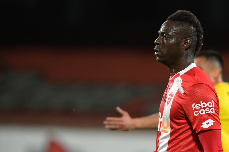 熱那亞主席：巴洛特利和維埃拉之間有矛盾？他們會當著我的面擁抱