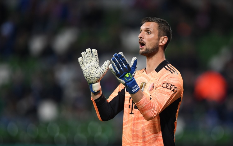 體圖:拜仁將與烏爾賴希續(xù)約,他將在未來(lái)?yè)?dān)任球隊(duì)第三門(mén)將