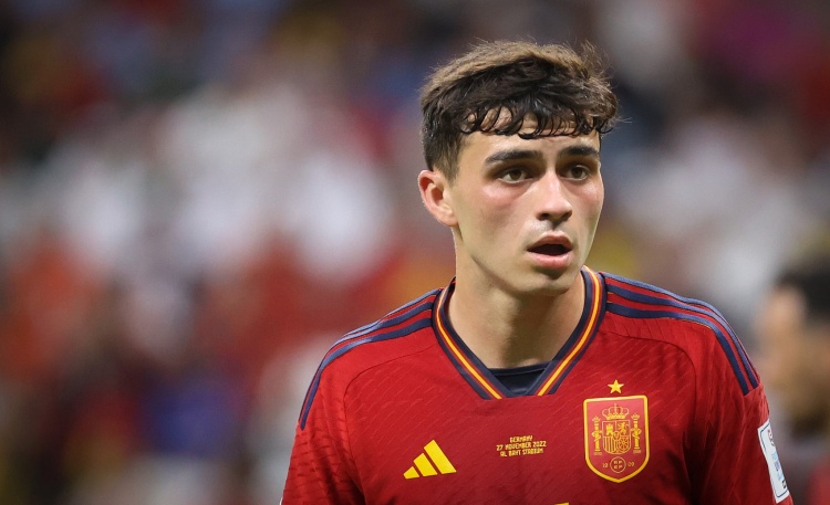 在西班牙隊(duì)參與比賽所罰丟的近27個(gè)點(diǎn)球中,25個(gè)被西班牙球員罰丟