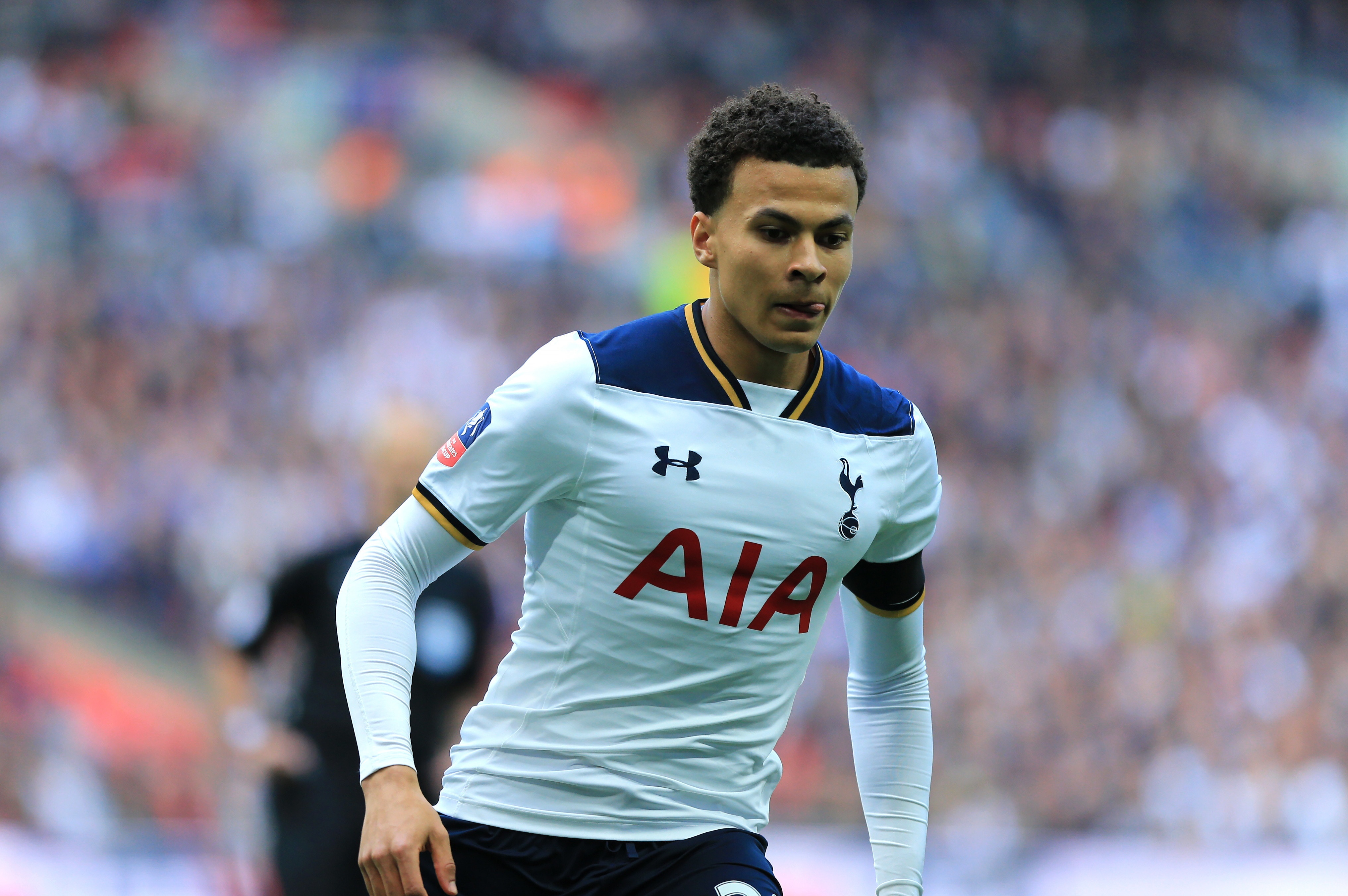 意天空：阿里開(kāi)始在科莫進(jìn)行單獨(dú)訓(xùn)練，狀態(tài)達(dá)標(biāo)后將加入球隊(duì)合練