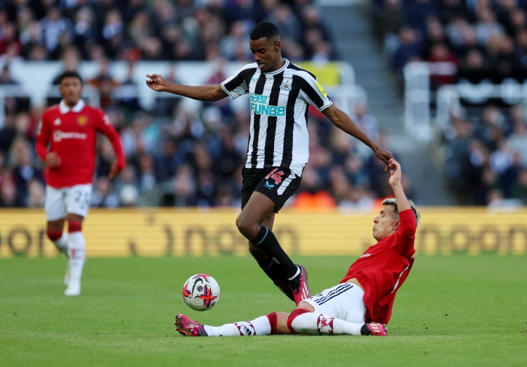 伊薩克上賽季以來面對英超BIG6已打進11球，比哈蘭德還多1球