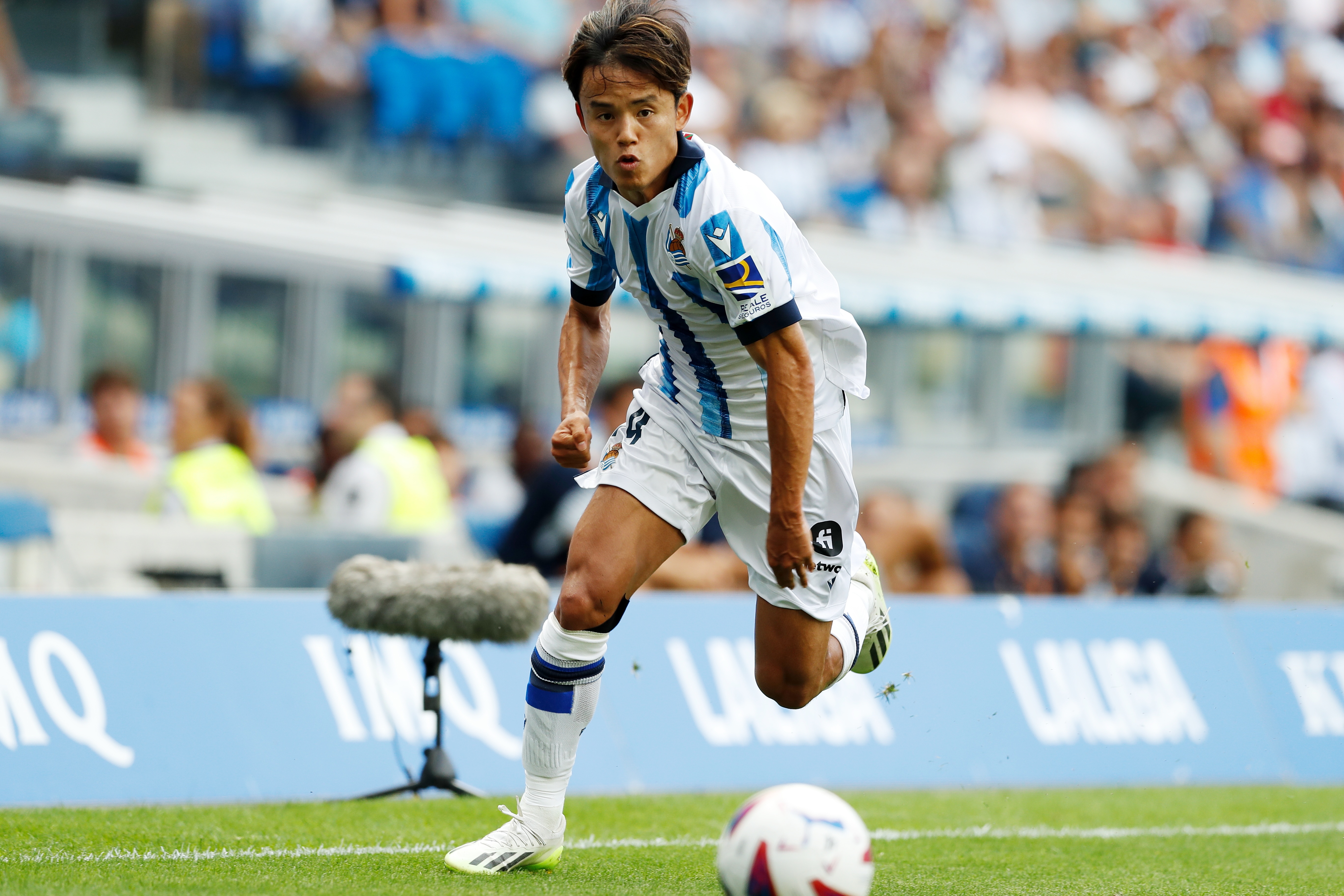 卡洛斯：日本人才濟濟，但久保建英素質(zhì)很高，我喜歡看他迅速成長