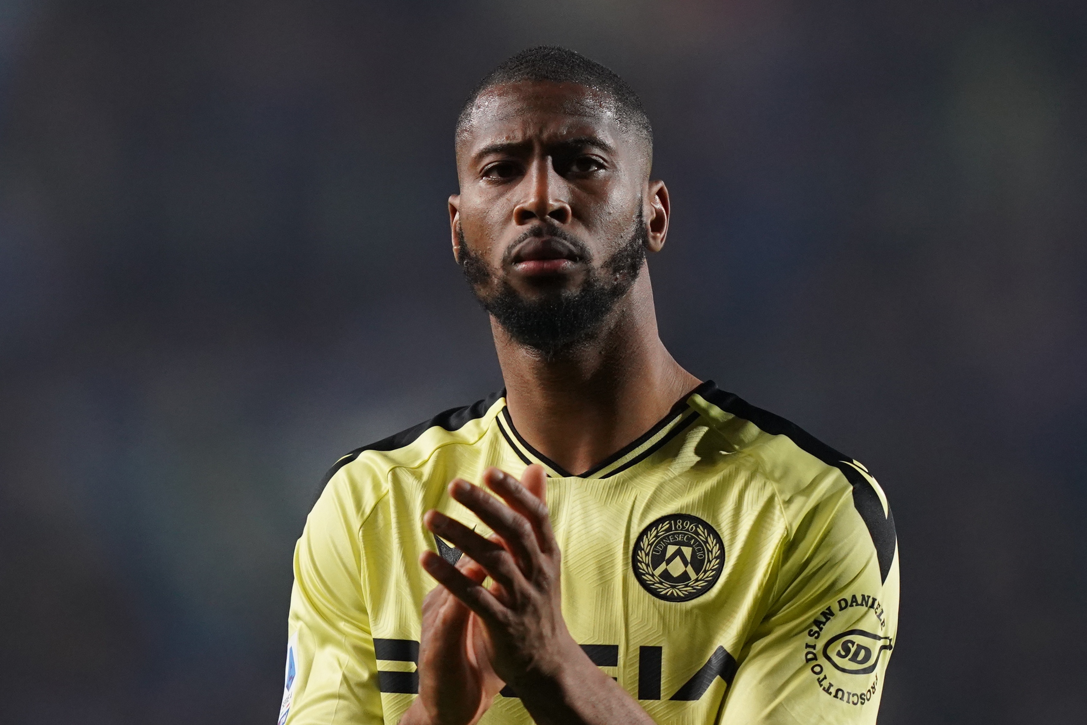 意天空：都靈有意埃弗頓中鋒貝托，阿瑙、小西蒙尼是備選