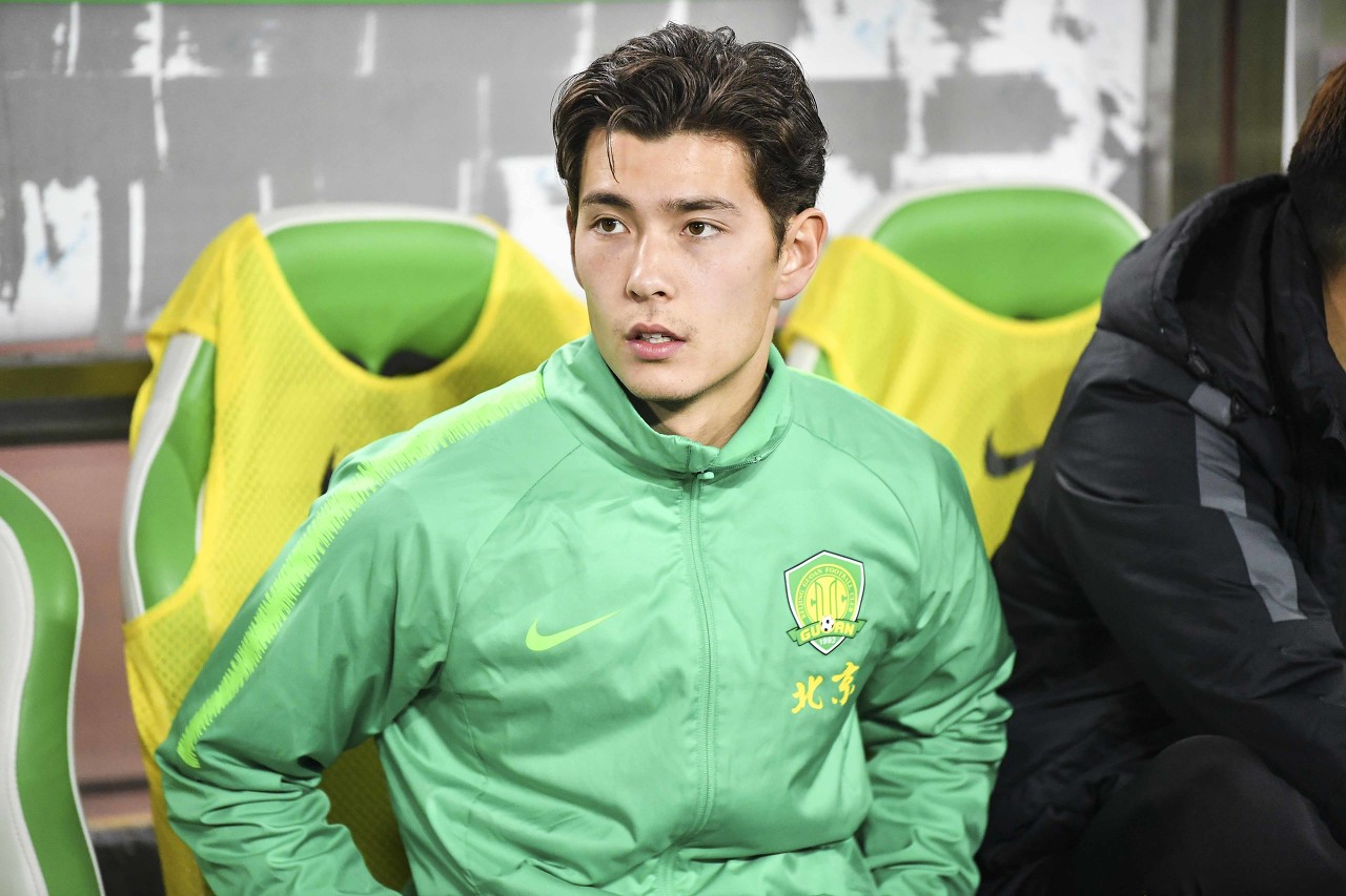 媒體人:侯永永的水平是個(gè)謎,曾經(jīng)國內(nèi)有人說他根本不會(huì)踢球