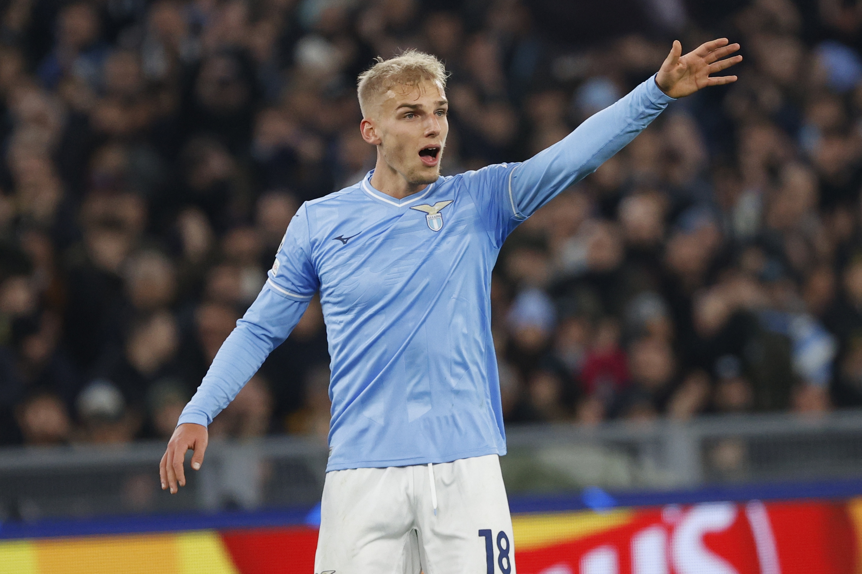 伊薩克森：兒時是利物浦球迷，薩拉赫是和我同位置的世界最佳球員