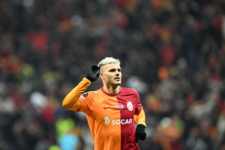 加拉塔薩雷主帥：伊卡爾迪的疼痛有所緩解，他將做核磁共振檢查