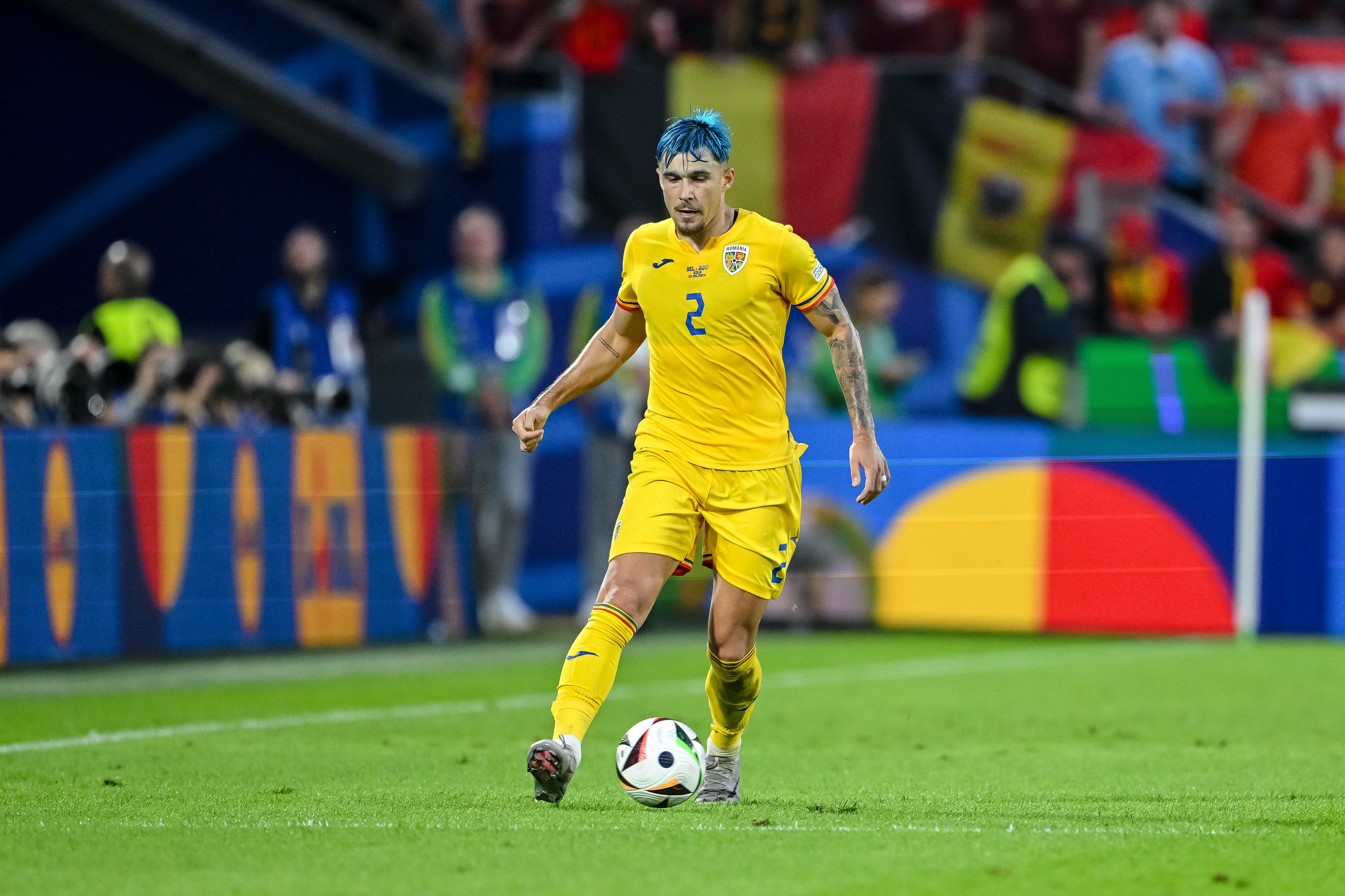 世體：巴薩有意巴列卡諾后衛(wèi)拉提烏，球員和佩德里同用一個(gè)經(jīng)紀(jì)人