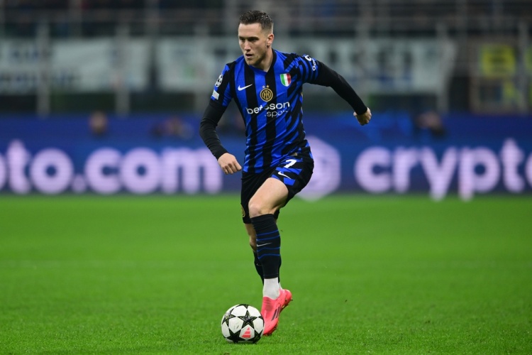 澤林斯基:每個(gè)球員都夢想踢歐冠決賽,我們要贏更多比賽才能回去