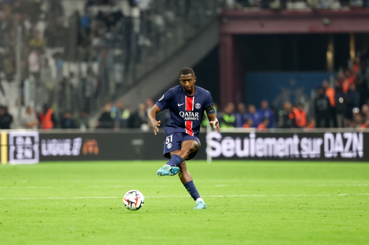 巴黎新援帕喬:馬爾基尼奧斯一直在指導(dǎo)我,我希望未來像他一樣