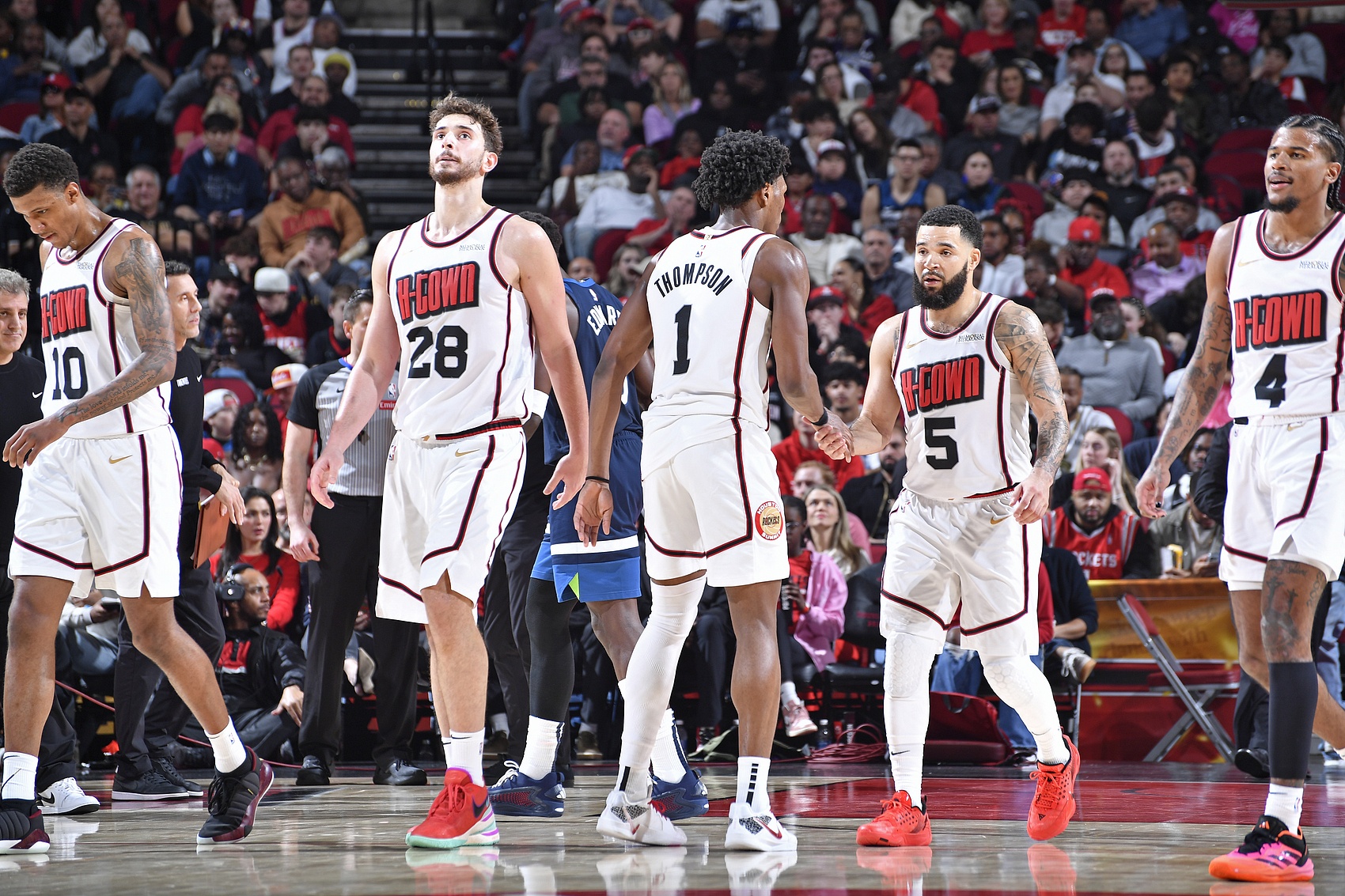 阿門:我們是強(qiáng)硬的隊(duì)伍 但沒(méi)人想被驅(qū)逐 隊(duì)友支持我讓我感覺(jué)很好